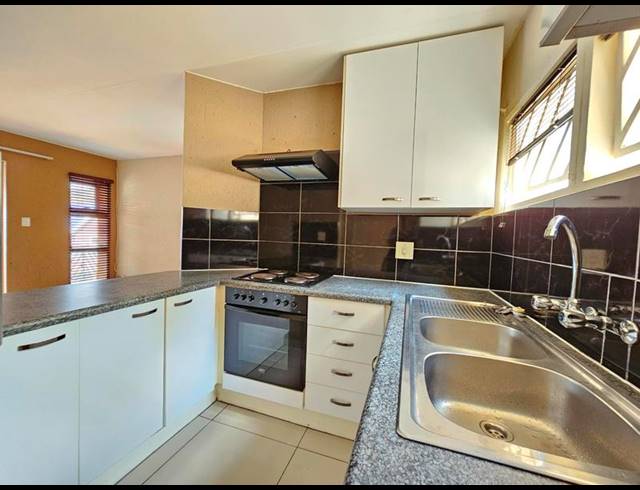 2 BEDROOM APARTMENT FOR SALE IN WINCHESTER